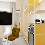 Adesso Hotel