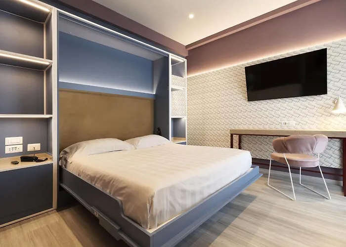 Hotel Adesso 4*