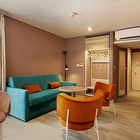 Hotel Adesso