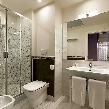 Otel Adesso 4*