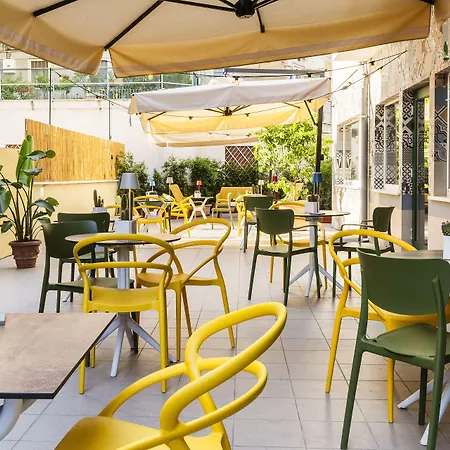 Hotel Adesso