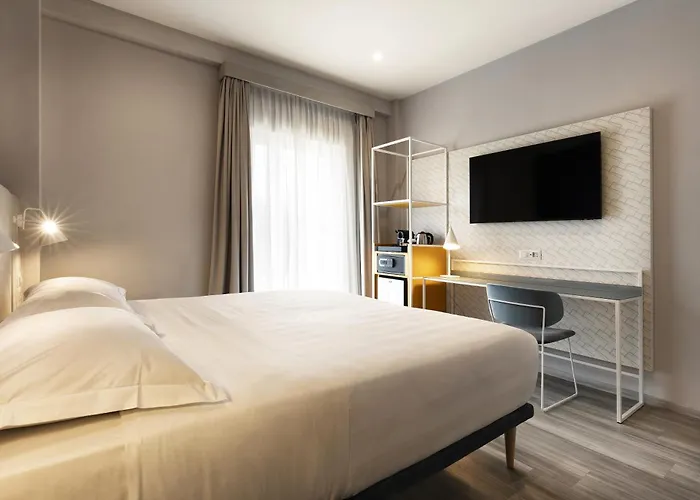 Hotel Adesso 4*